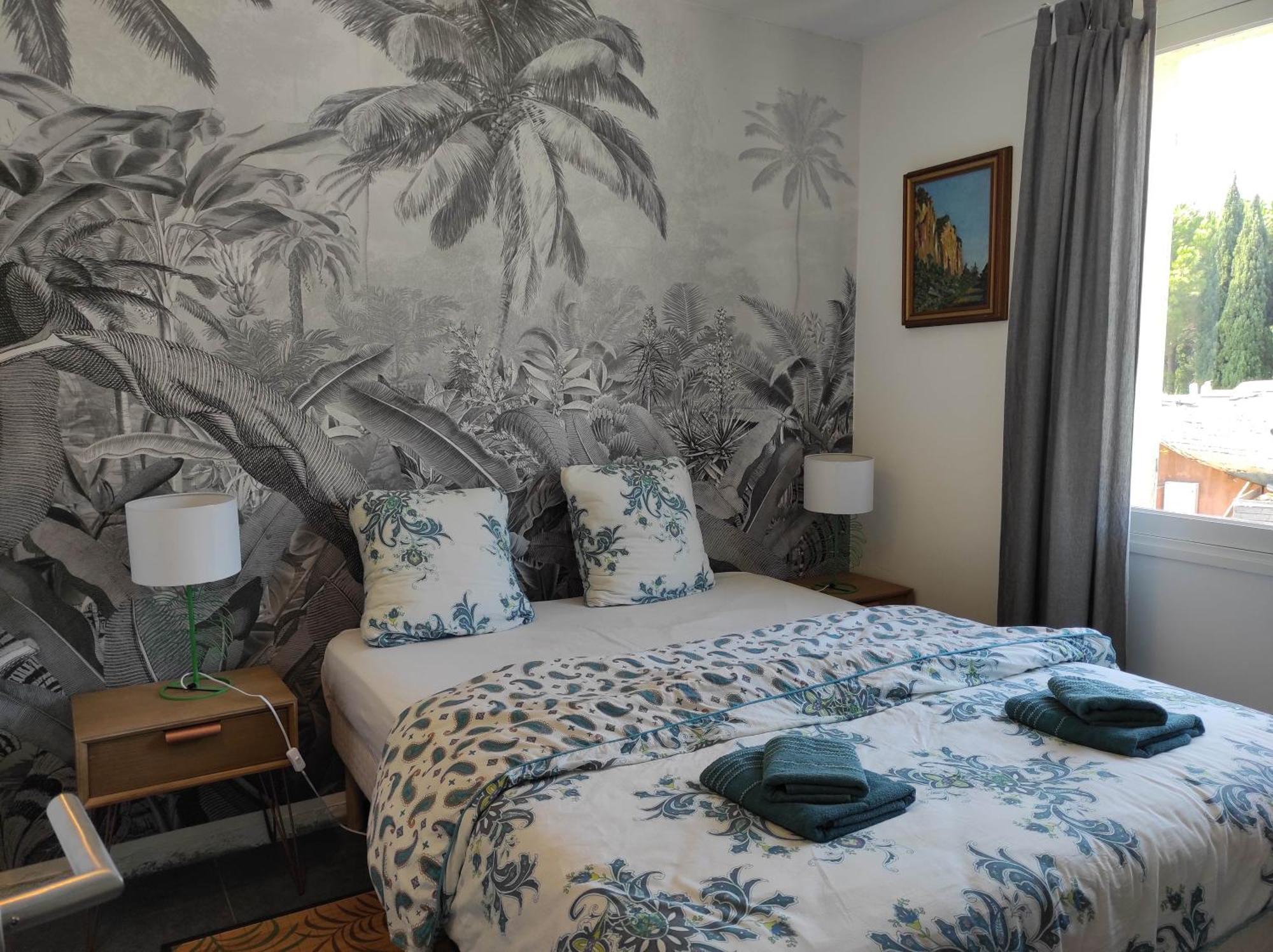 Bed and Breakfast K.N.C.1601 La Croix-Valmer Zimmer foto